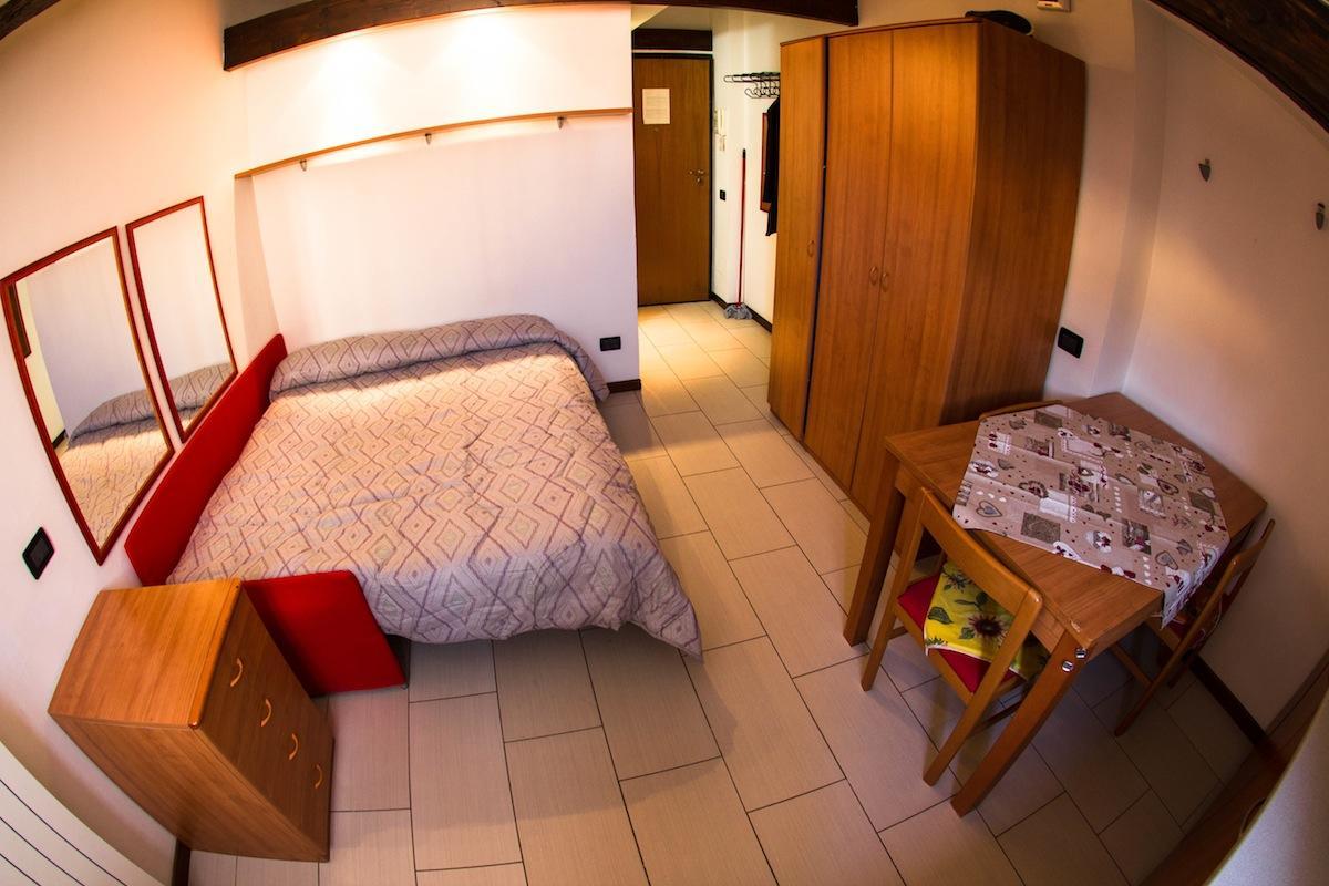 Mono Rosso Apartament